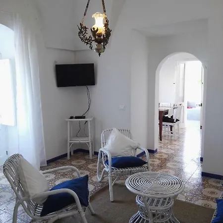 Holiday home Dammuso Aia *